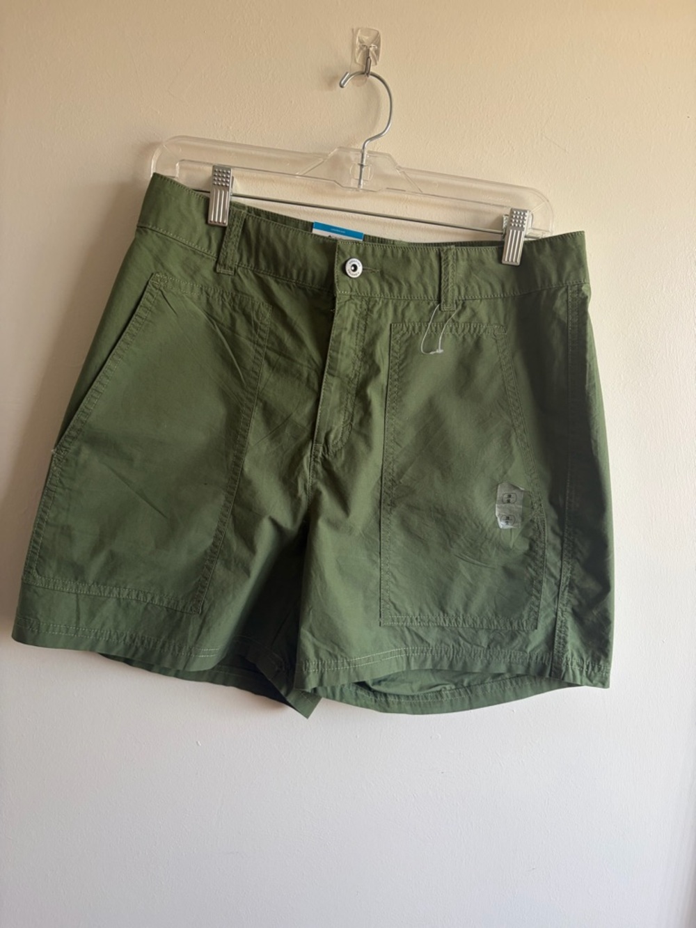 Women’s Columbia Olive Green Casual Utility Shorts